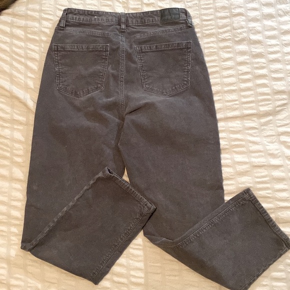 AE Corduroy Mom Straight Leg Jeans - Picture 4 of 4